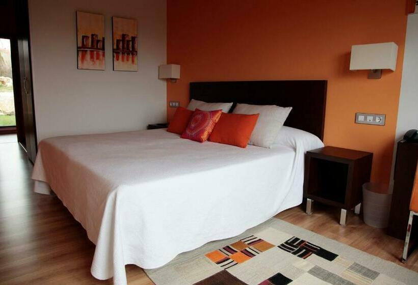 חדר סטנדרט, Araz