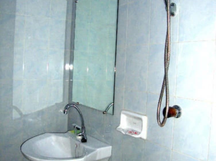 اتاق سوپریور, Aung Tha Pyay Hotel 2