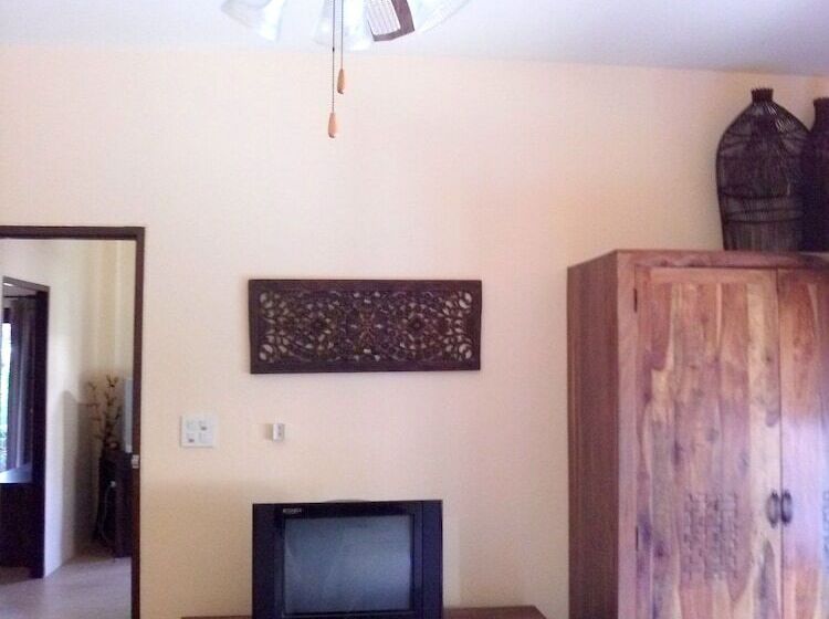 ویلای 2 خوابه, Baan Tropicana