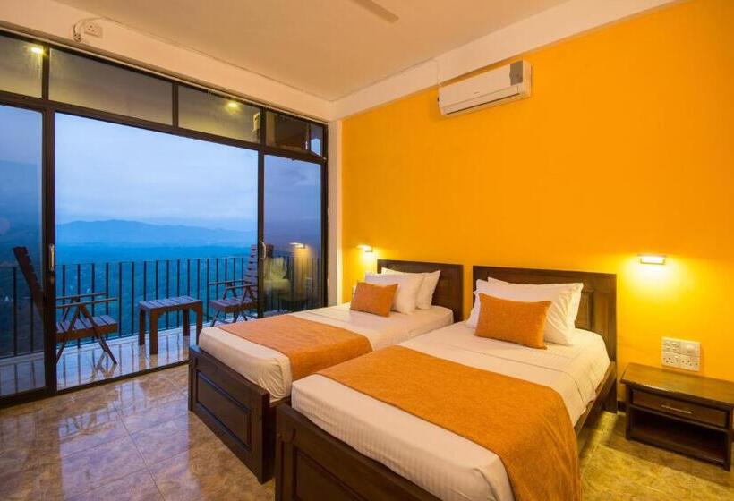 Deluxe room with river view, Ceyloni Panorama Resort