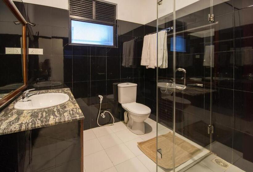 Pokój Deluxe Trzyosobowy, Ceyloni Panorama Resort