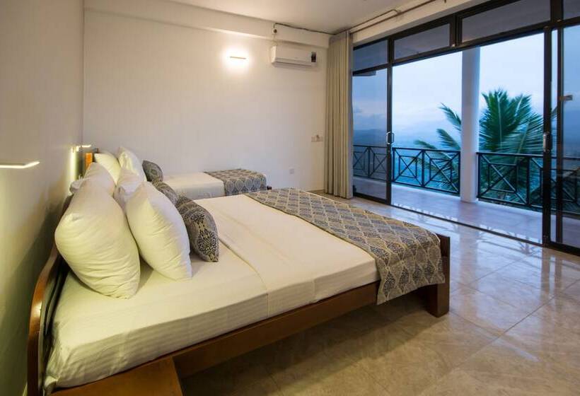 Deluxe Kolmen Hengen Huone, Ceyloni Panorama Resort