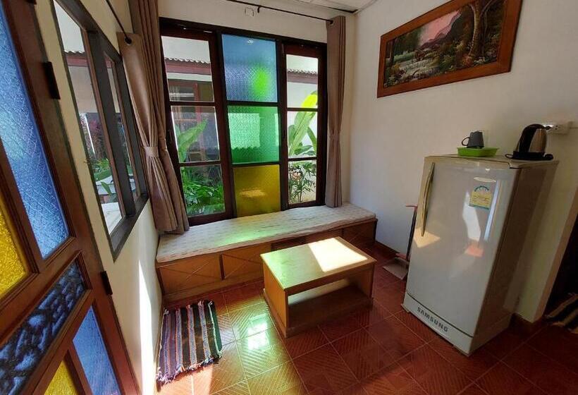 غرفة إقتصادية, Fullmoon House Samui