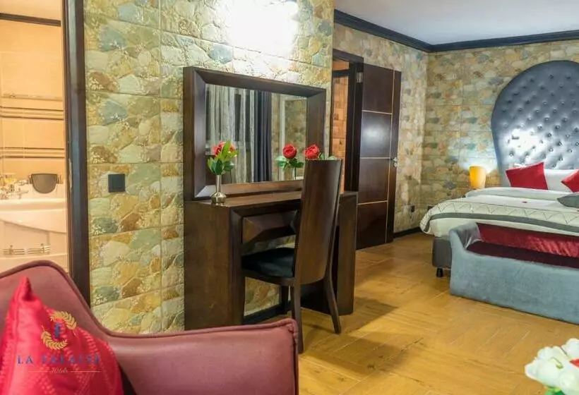 سوییت اجرایی, Hôtel Résidence La Falaise