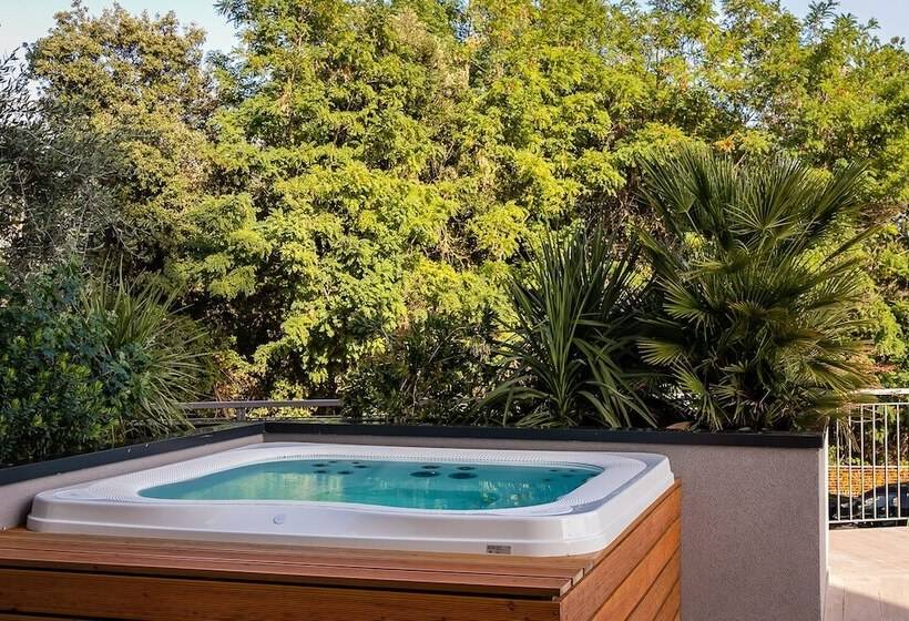 جناح عائلي, Mediterranee Family Hotel & Spa