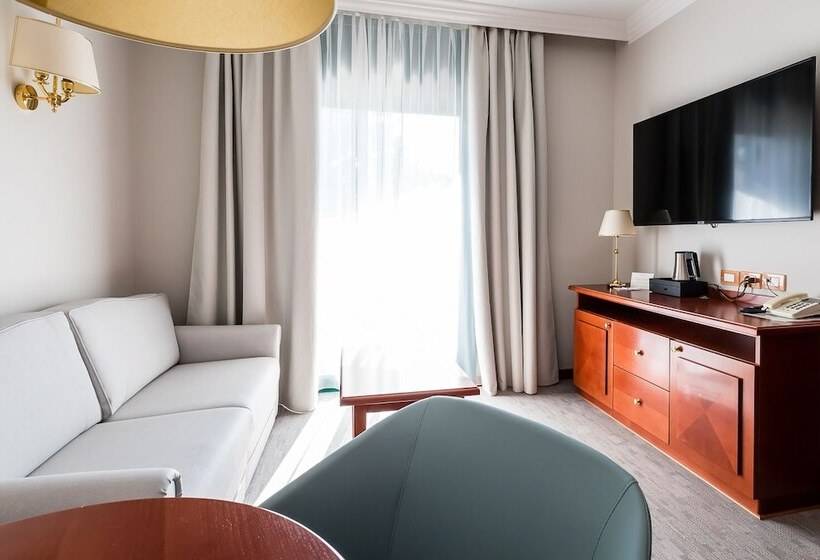 جناح عائلي, Mediterranee Family Hotel & Spa