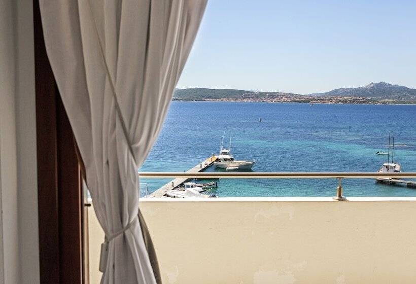 חדר משפחתי נוף לים, Miralonga