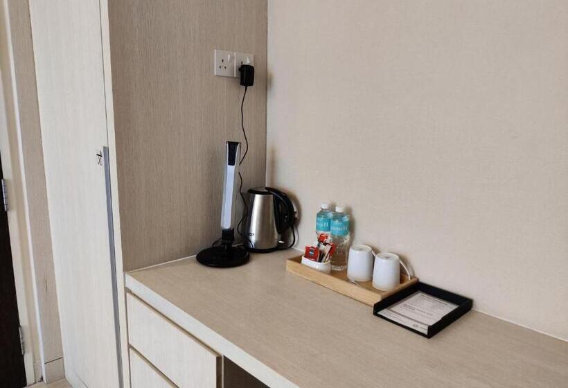 חדר סופריור עם מיטת קינג, Oasia Suites Kuala Lumpur