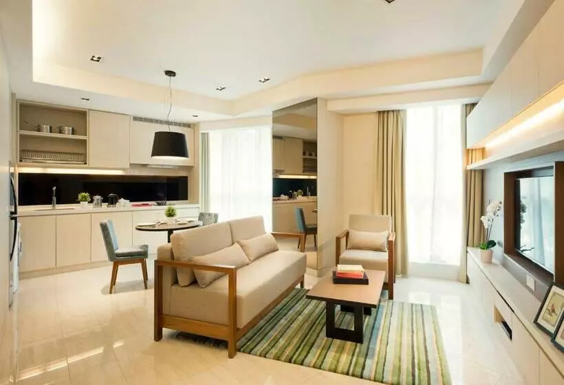 Premium Suite