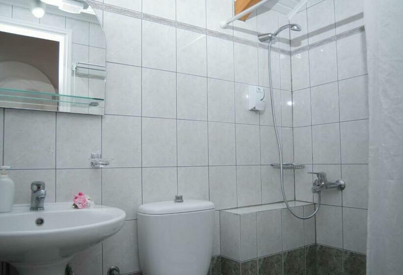 Triple Room Sea View, Oasis