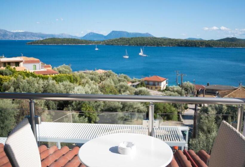 Triple Room Sea View, Oasis