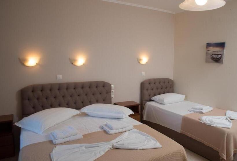 Triple Room Sea View, Oasis