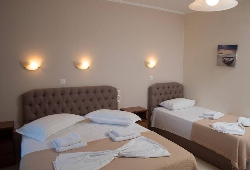 Triple Room Sea View, Oasis