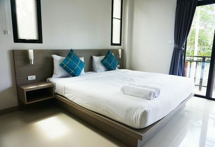 חדר סופריור עם מרפסת, Pensiri House Sha Extra Plus