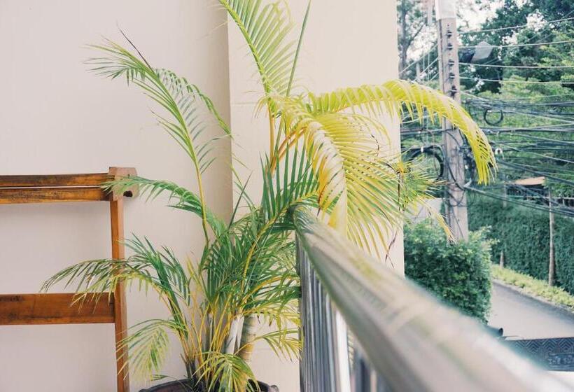 חדר סטנדרט עם מרפסת, Pensiri House Sha Extra Plus