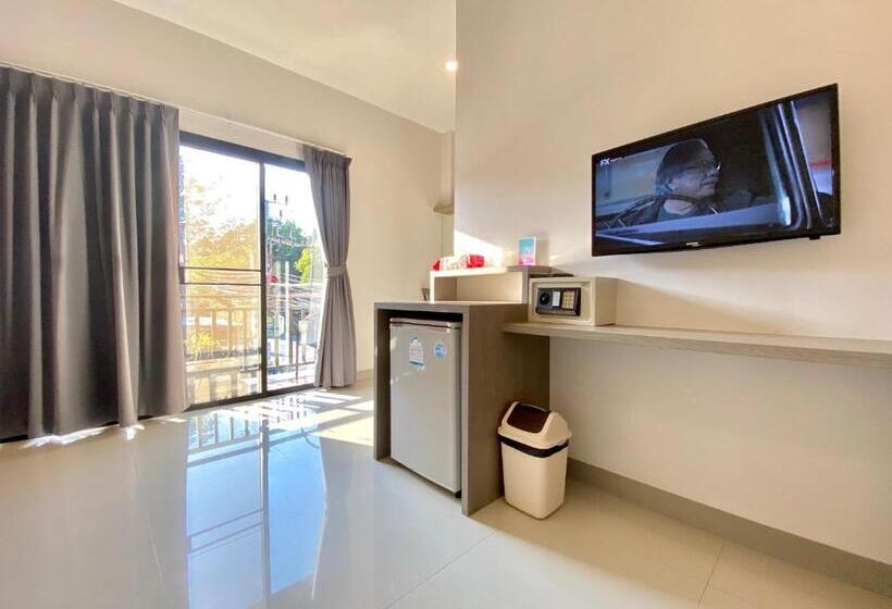 חדר סופריור עם מרפסת, Pensiri House Sha Extra Plus