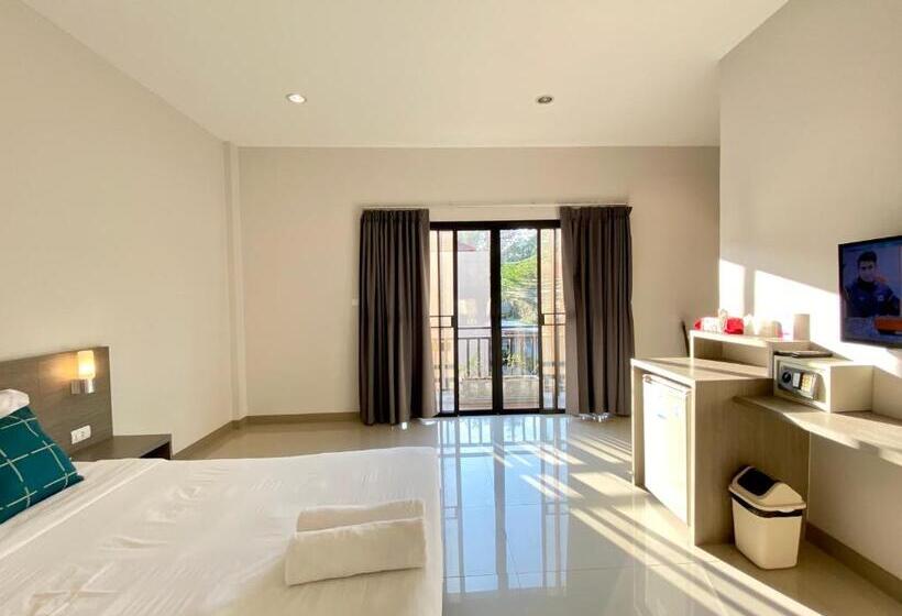 חדר סופריור עם מרפסת, Pensiri House Sha Extra Plus