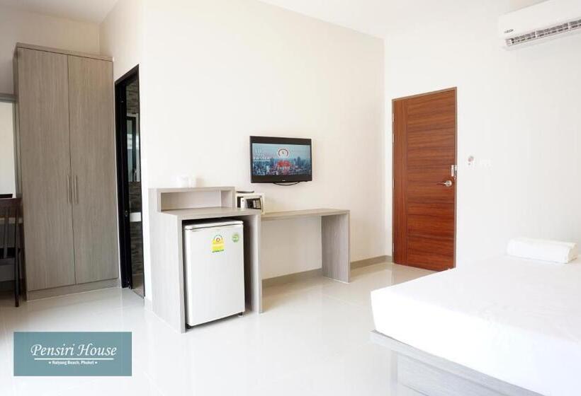 חדר סופריור עם מרפסת, Pensiri House Sha Extra Plus