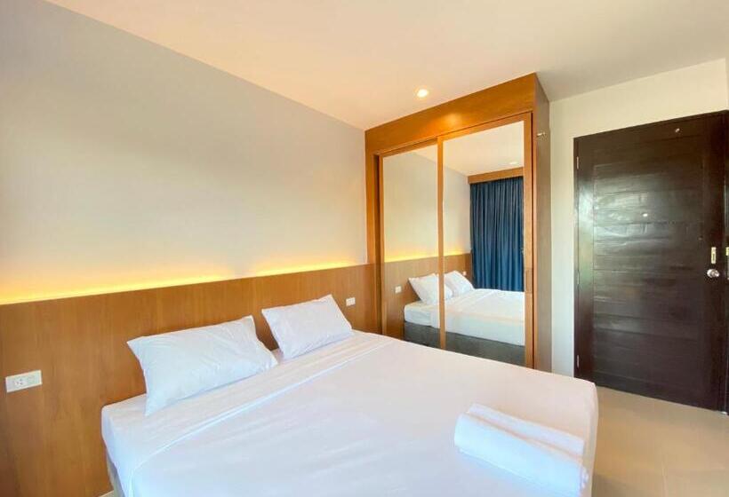 דירה בת חדר שינה 1 עם מרפסת, Pensiri House Sha Extra Plus