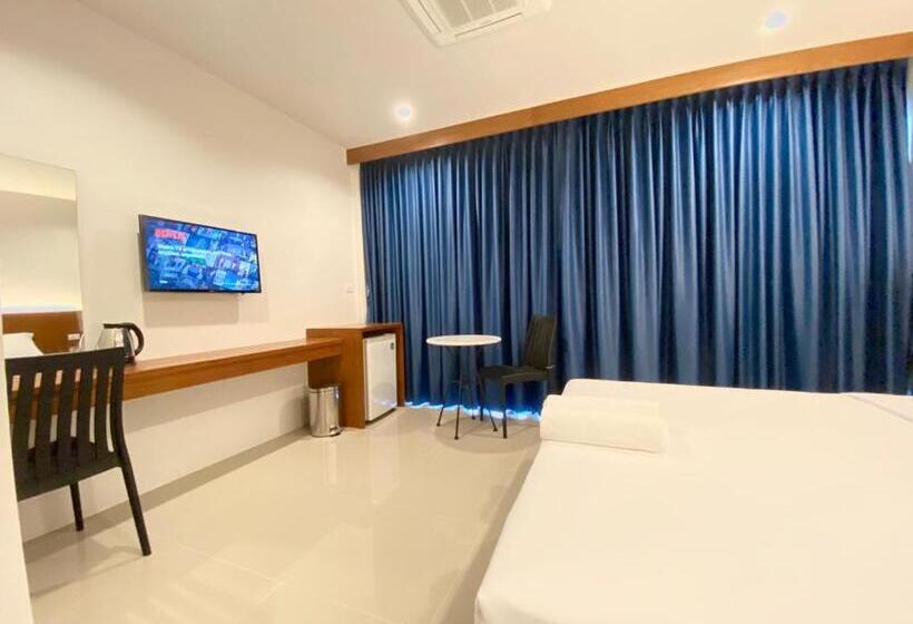 דירה בת חדר שינה 1 עם מרפסת, Pensiri House Sha Extra Plus