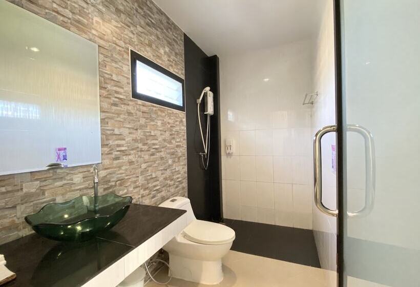 חדר סופריור עם מרפסת, Pensiri House Sha Extra Plus