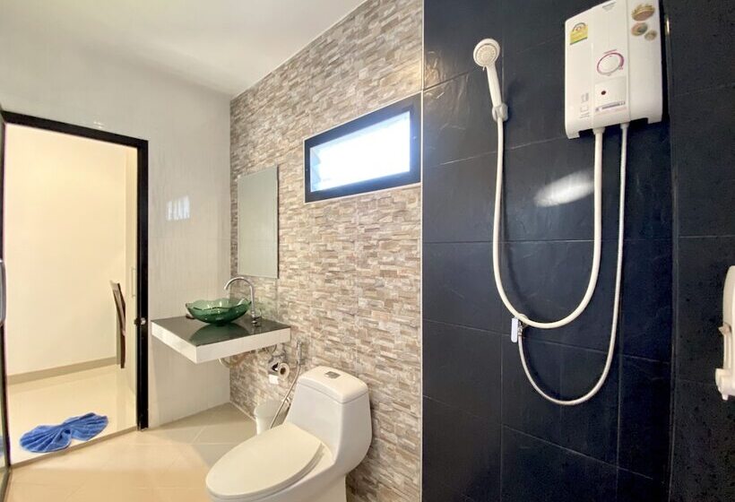 חדר סופריור עם מרפסת, Pensiri House Sha Extra Plus