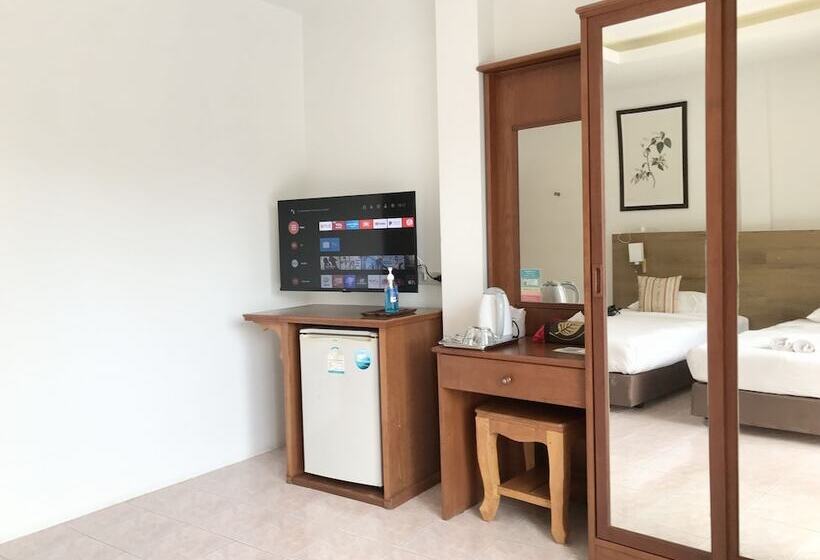 דירה בת חדר שינה 1 עם מרפסת, Pensiri House Sha Extra Plus