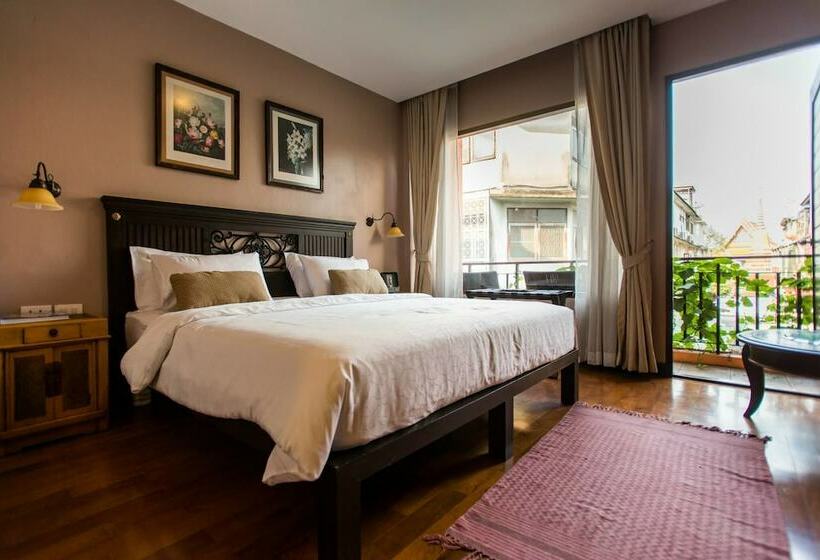 اتاق استاندارد با چشم‌انداز شهر, Sala Arun