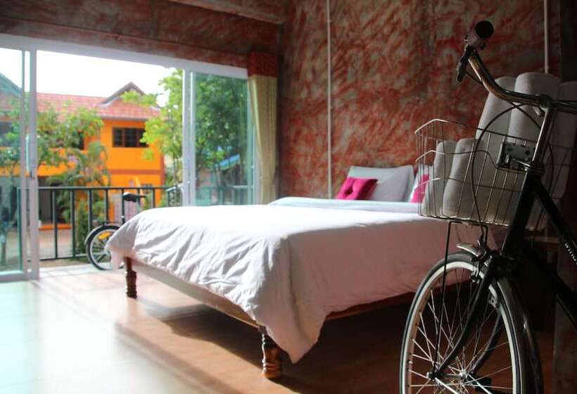 스탠다드 룸 킹사이즈 침대, Samui Poshtel