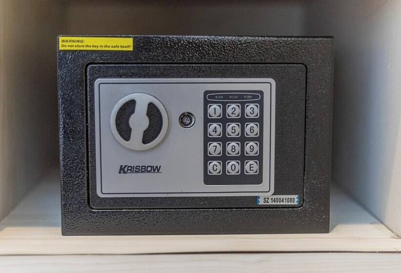 חדר דלוקס, The Rinaya Canggu By Ecommerceloka