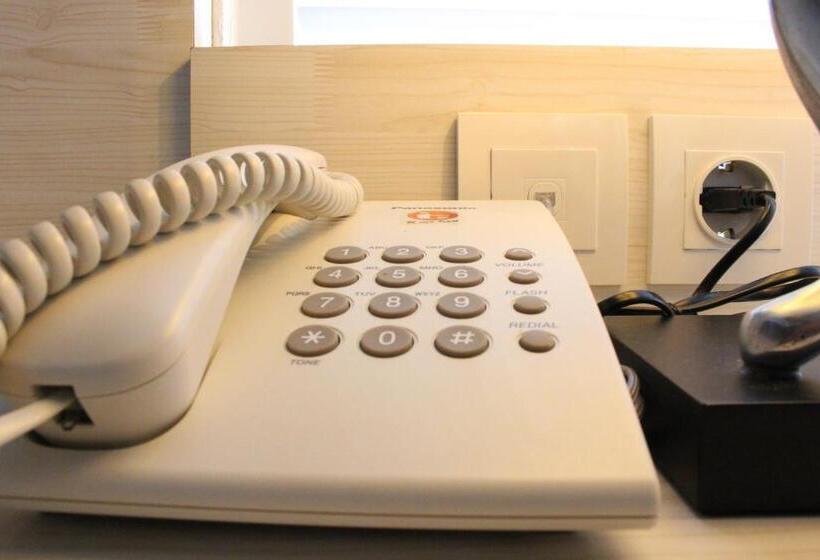 חדר דלוקס, The Rinaya Canggu By Ecommerceloka