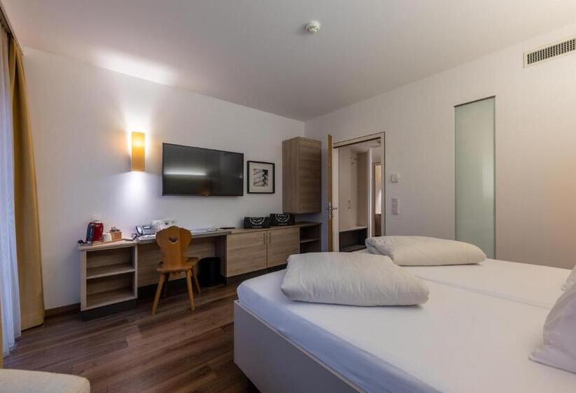 Люкс 2 Спальни, Wirtshaus Post