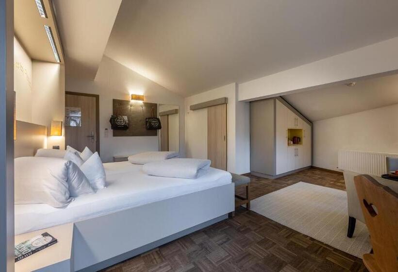 Номер Deluxe, Wirtshaus Post