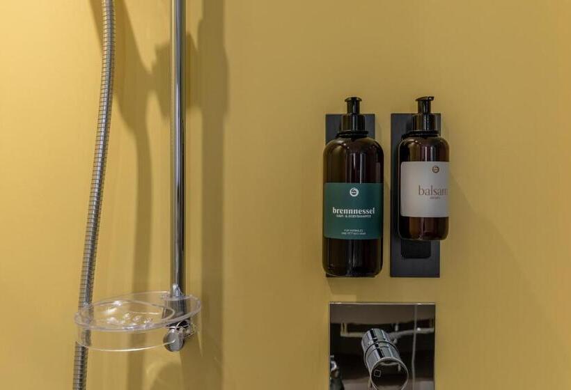 Номер Deluxe, Wirtshaus Post