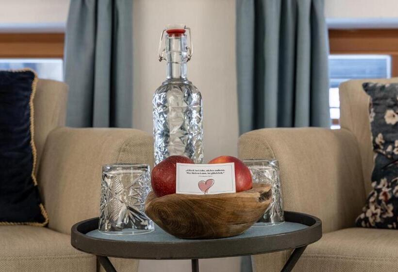 Классический Номер, Wirtshaus Post