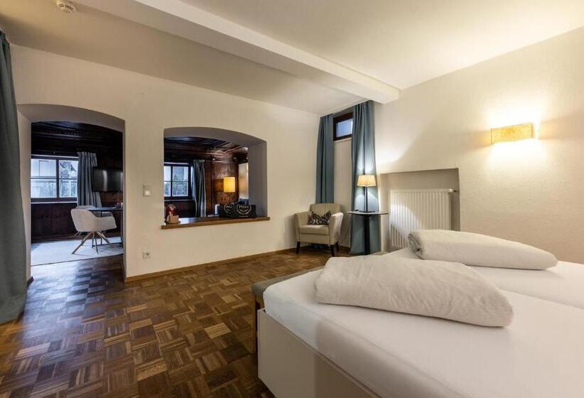 Полулюкс, Wirtshaus Post