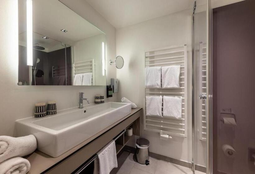 Люкс, Wirtshaus Post