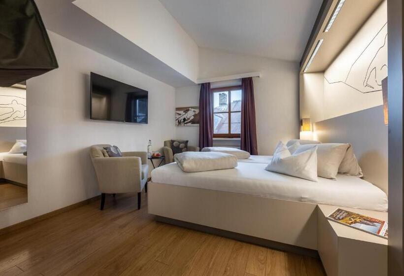 Люкс, Wirtshaus Post