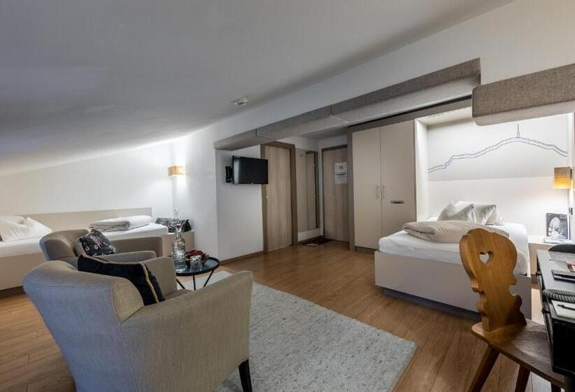 Классический Номер, Wirtshaus Post