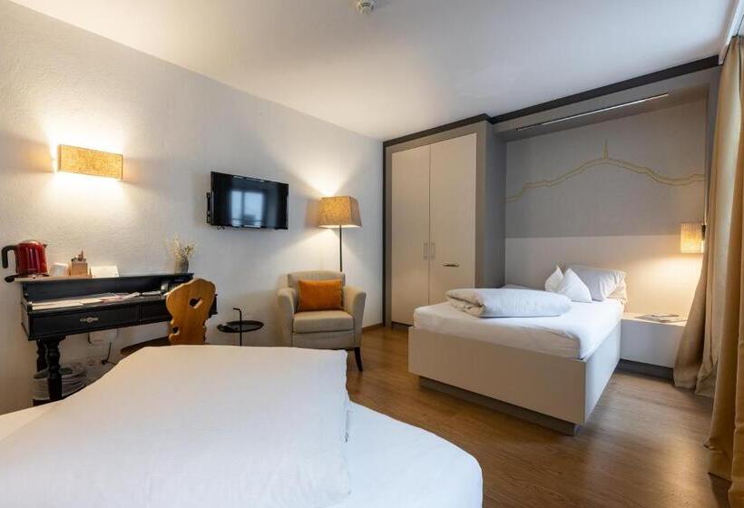 Классический Номер, Wirtshaus Post