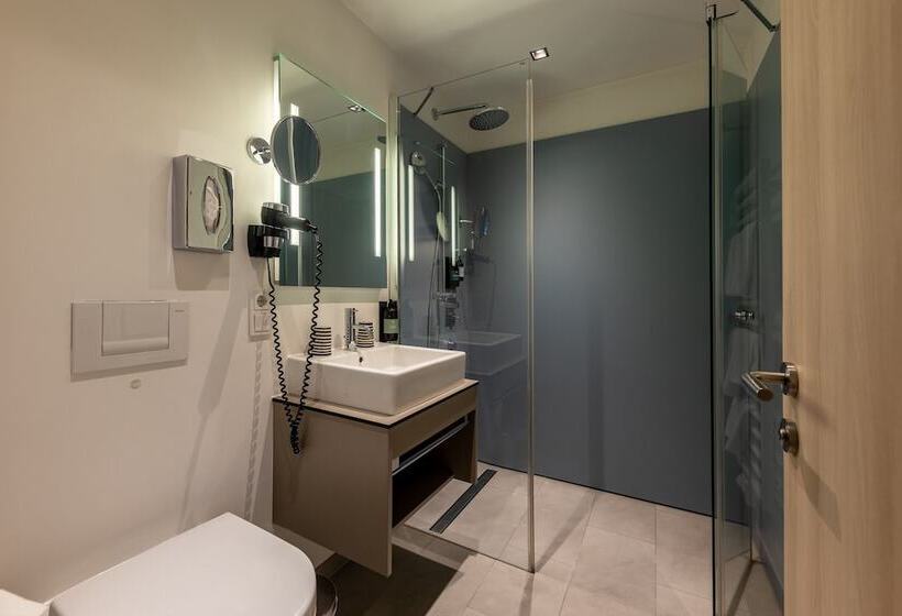 Номер Deluxe, Wirtshaus Post