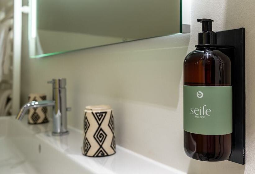 Номер Deluxe, Wirtshaus Post