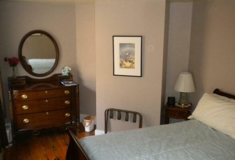 غرفة قياسية, The Sterling Inn