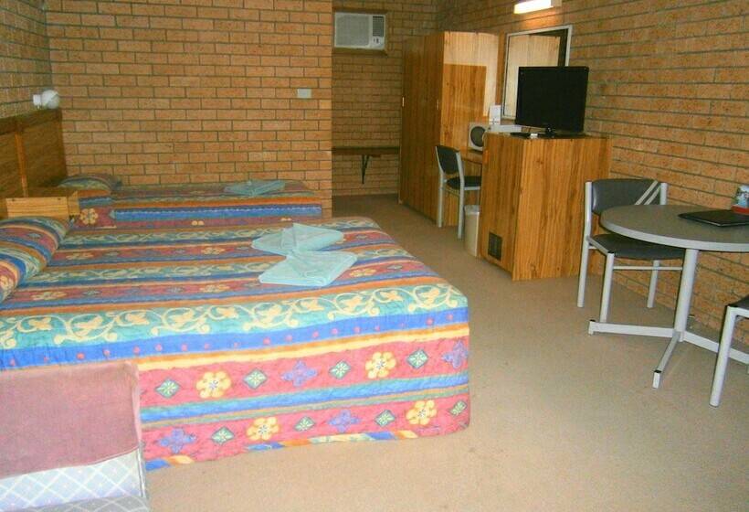 חדר סטנדרט, Aaron Inn Motel