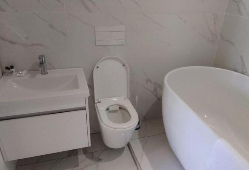 패밀리 룸, Kingston House B&b