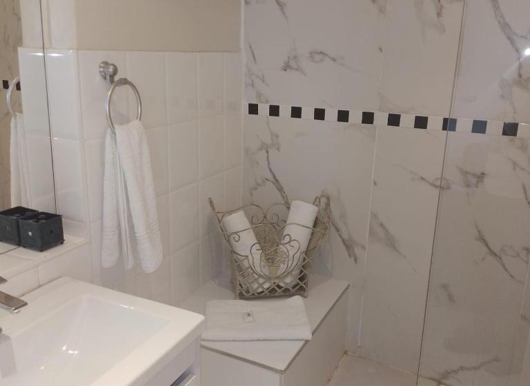 스탠다드 룸, Kingston House B&b