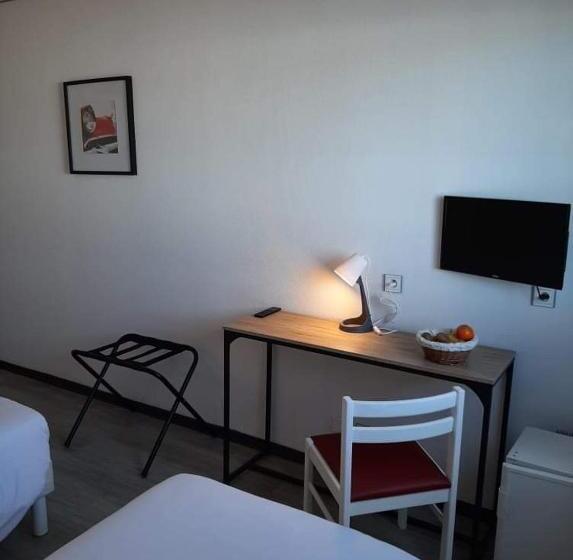 Номер Стандарт Трехместный, Fasthotel L Eldorado