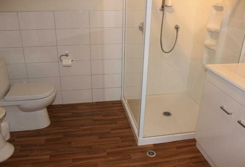 דירת חדר, Asure Green Gables Motel