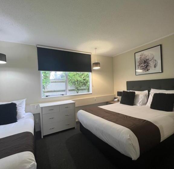 דירת חדר, Asure Green Gables Motel