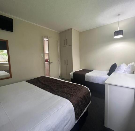 דירת חדר, Asure Green Gables Motel